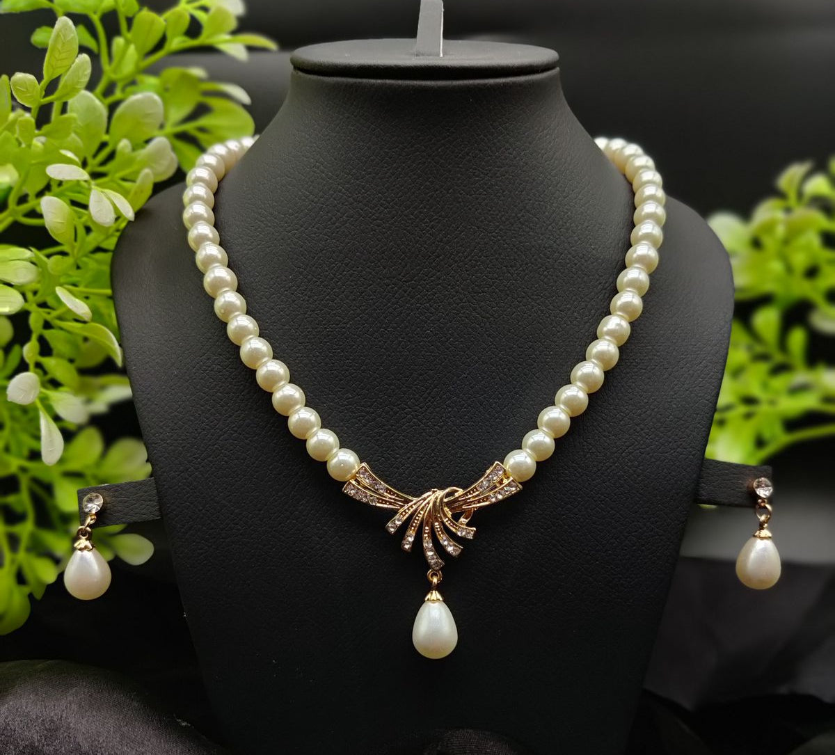 Imported Exquisite Pearl Necklace Set with Radiant Pendant & Earrings | Girls & Women Fashion
